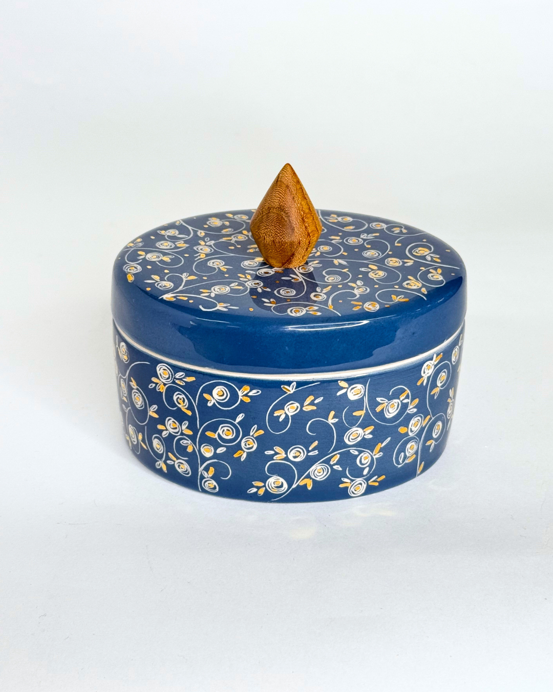 Mehrfam Ceramic Oval Candy holder 2